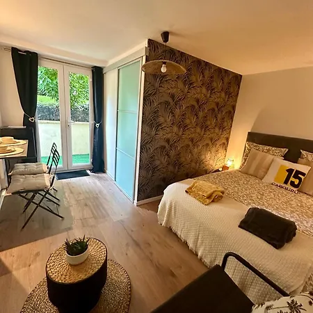 بيت ضيافة Entre Histoire Et Piscine En Normandie Bretteville-l'Orgueilleuse