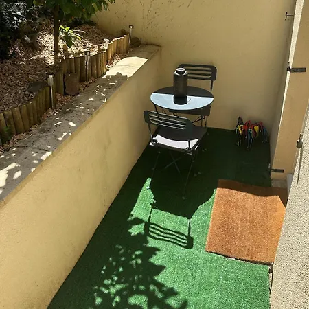 Entre Histoire Et Piscine En Normandie Bretteville-l'Orgueilleuse